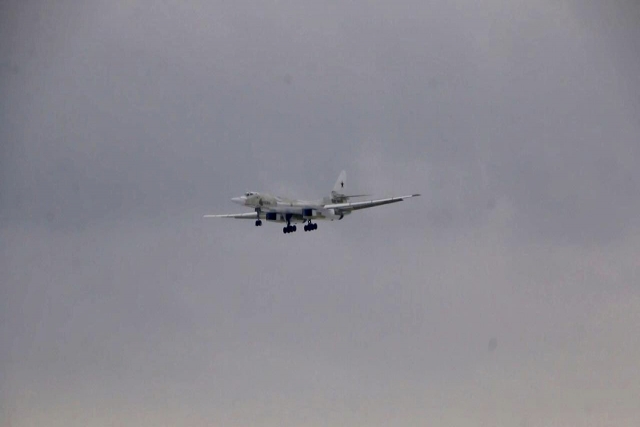 Modernized Tu-160M Bomber Completes Maiden Flight 