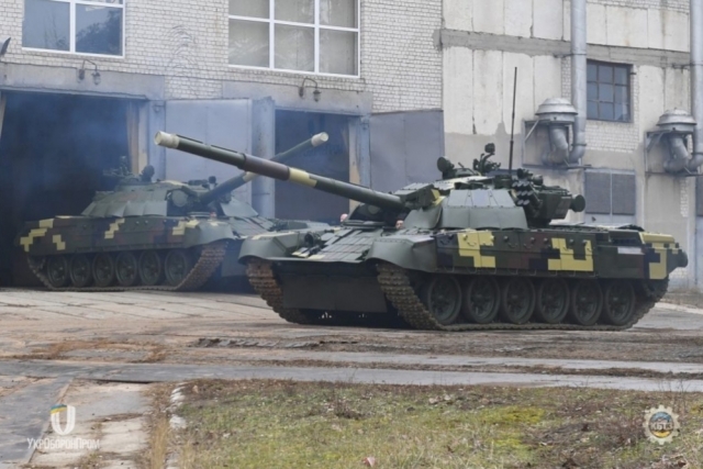 Ukrainian Armed Forces Recieve Modernized T-72 Tanks 