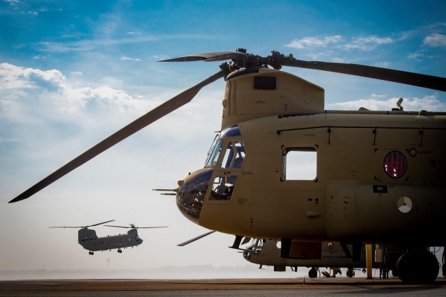 Dutch Air Force Gets First Boeing CH-47F Chinook 
