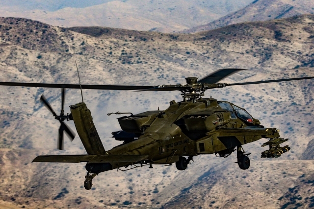 Israel to Upgrade Greek AH-64 Apache Helicopters