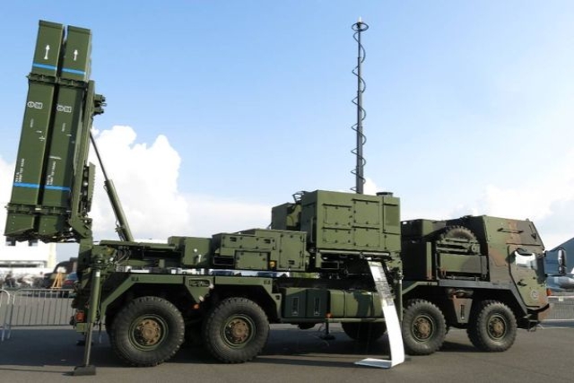 Germany Sends 17 New IRIS-T Systems to Ukraine Amid Russian Attacks