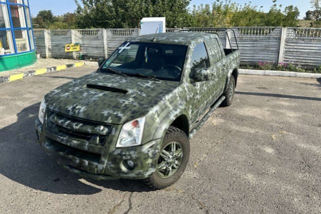 Ukrainian Army to Use Locally Assembled Isuzu Pick-ups for Quick Mobility