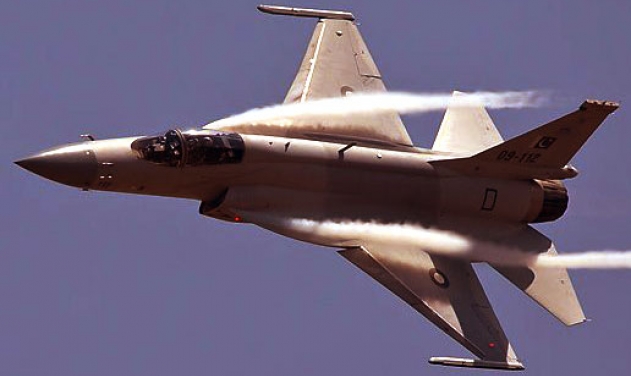 Pakistan’s Dual-Seat JF-17 Thunder Fighter Completes Maiden Flight