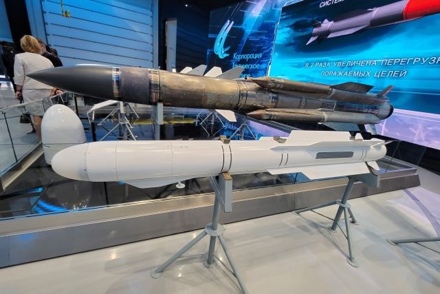 Russia Developing Missiles for Firing from Internal Weapons Bay of Su-57, Drones