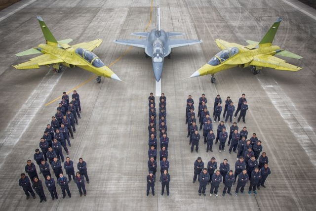 China Showcases Multilevel Jet Trainers