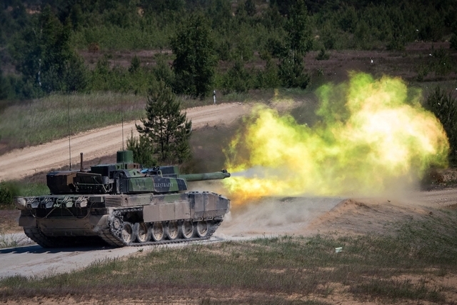 French DGA, Nexter Launch Upgrade Program of first 50 Leclerc Tanks
