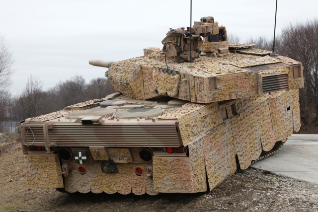 Bundeswehr Gets First Upgraded Leopard 2A7V MBT
