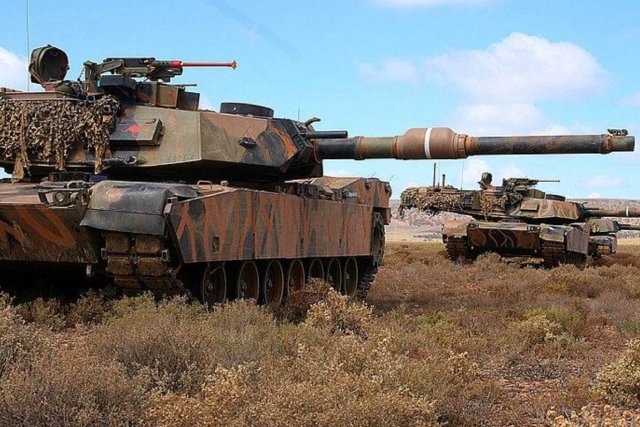 U.S. Aid Suspension Hits Australian Abrams Tanks Transfer to Ukraine