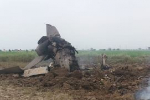 IAF MiG-21 Crashes, Pilots Safe 