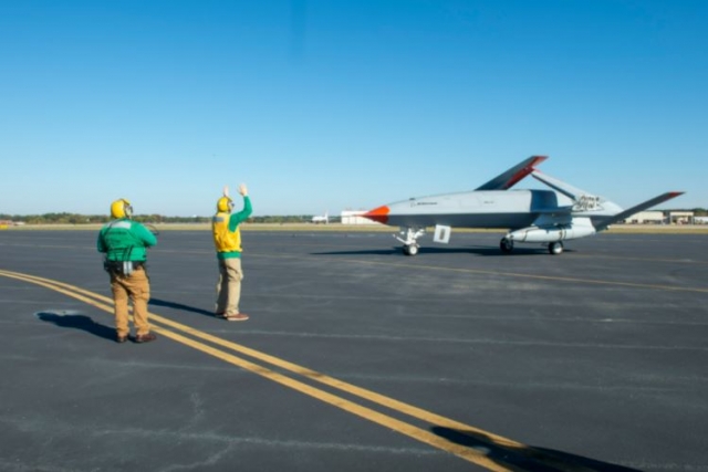 U.S. Navy Conducts Ground Tests of MQ-25 Stingray