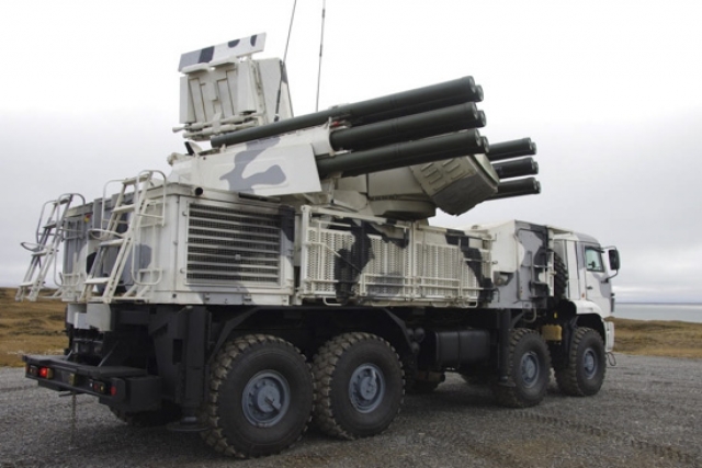Pantsir Air Defense System Tested Against Armored Vehicles