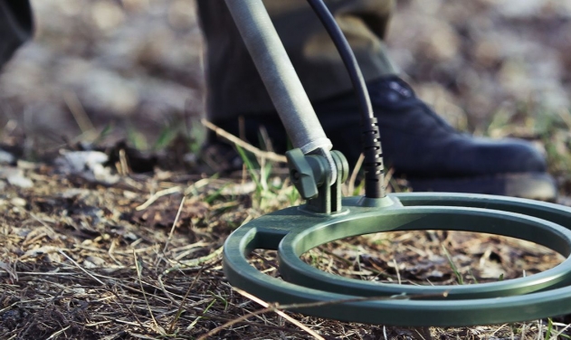 NATO Orders 700 AN-19/2 Mine Detector Kits From Scheibel