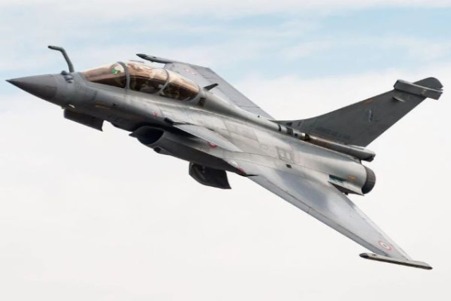 Serbia Could Ink Rafale Deal During Macron's Belgrade Visit