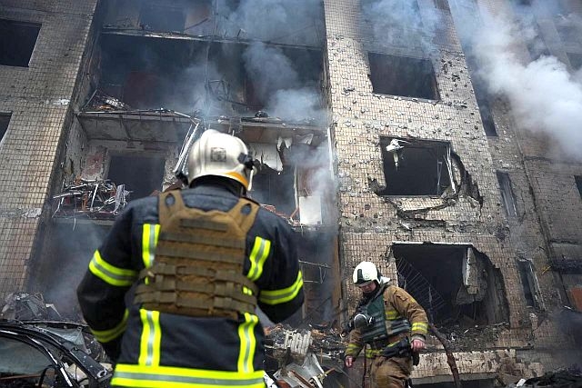 Missiles Rain Down on Kyiv as Russia Launches Massive Aerial Attack