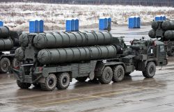 Russian Aerospace Forces Receives S-400 Triumph Missile Regiment