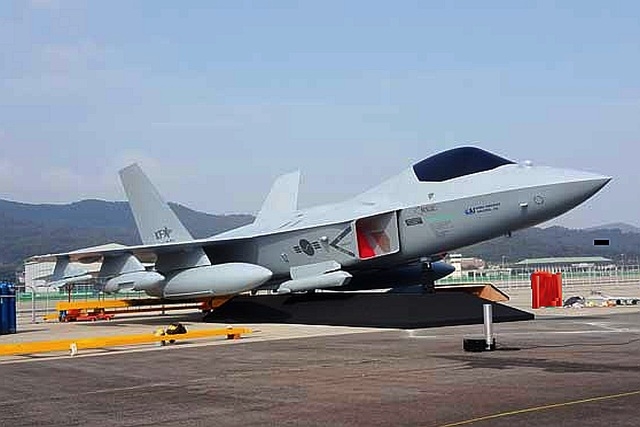 S Korean KFX Fighter Jet Mock-up Displayed Without Indonesian Identity