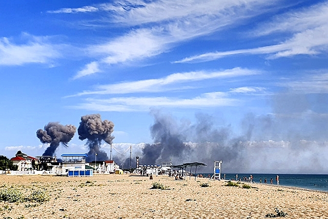 Massive Drone Attack in Occupied Ukraine; 75 UAVs Shot Down Says Russia