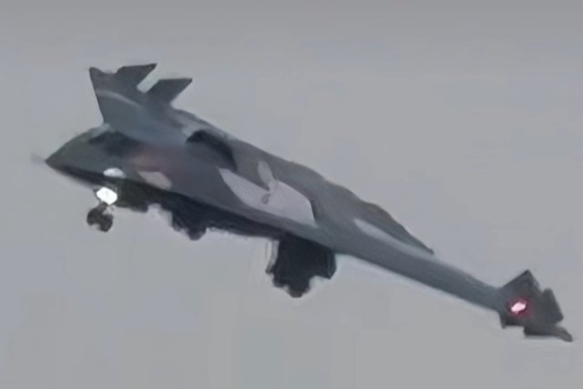 China Reveals JL-9 Carrier Trainer Jet with Wingtip Split Rudders