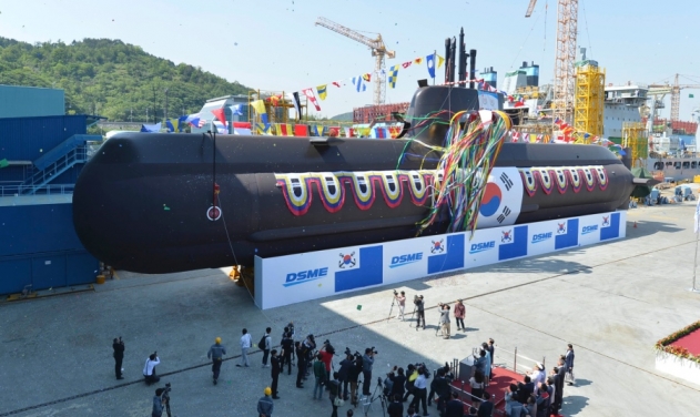 South Korea Mulls Building Nine 3,000-ton Submarines Using Own Technology