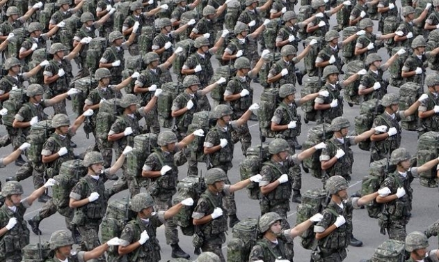 South Korean Military May Soon Be Allowed To Use Mobile Phones Off-duty