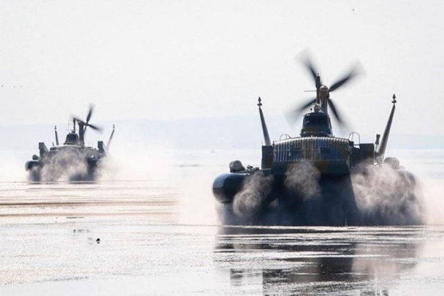 Iran Reveals First Indigenous Hovercraft