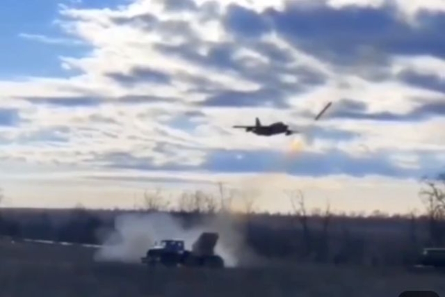 Russian Su-25 Jet Almost Got Shot by a Grad MLRS