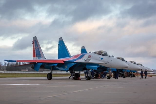 Russian Knights Aerobatic Team Get 4 New Su-35S Jets 