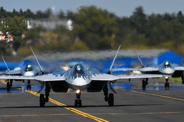 New Versions of Russian Su-57 Being Developed: UAC Chief