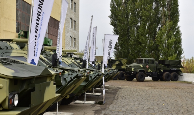 Ukroboronprom Hands Over 20 Tanks and Armored Personnel Carriers to Ukrainian Army