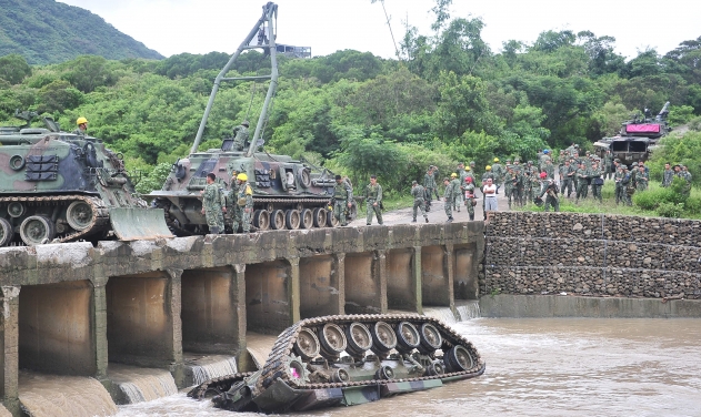 Taiwanese Patton Tank Plunges Into River, 3 Soldiers Killed