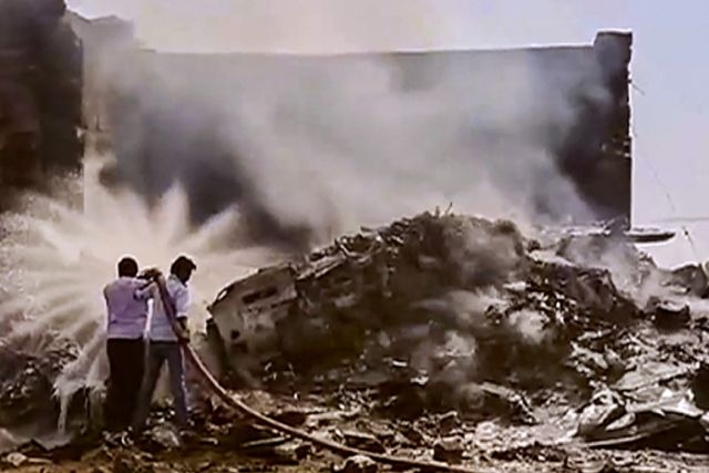 First Ever Crash of an India LCA Tejas Fighter Aircraft