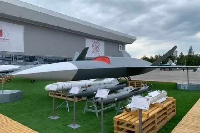 Russian Drone Destroys Ukraine’s MRLS from 3km Altitude