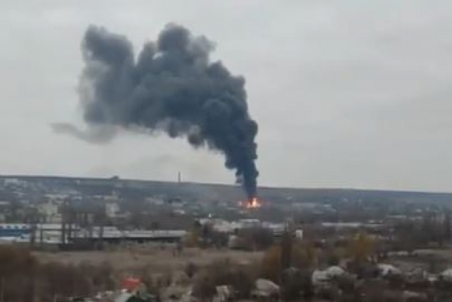 Oil Depot in Luhansk Explodes After Ukrainian Forces' Missile Attack: LPR Adviser