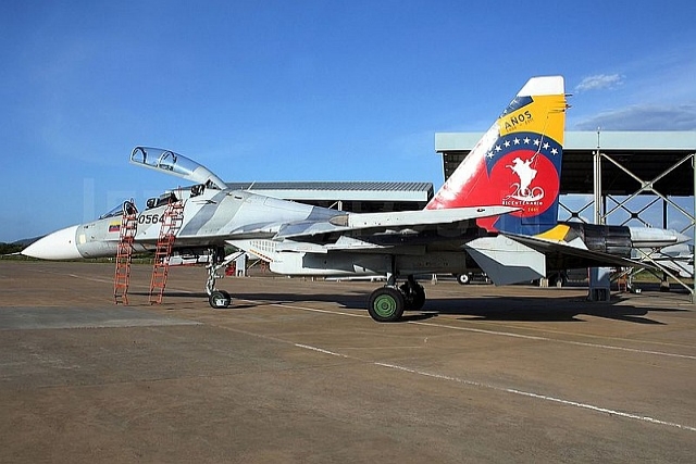 Venezuelan President Maduro Opens Su-30MK2 Simulator 